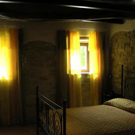 Il Leone Rosso Country house Falerone