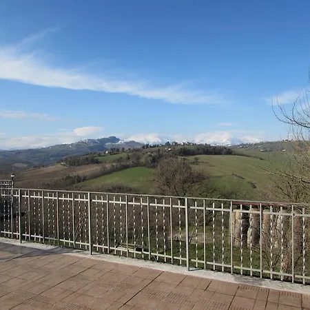 Il Leone Rosso Country house Falerone